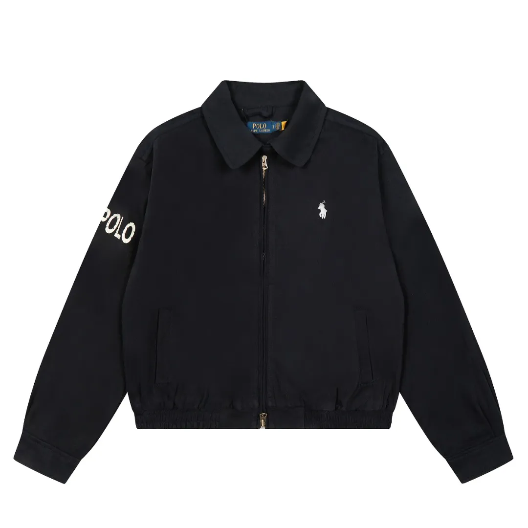 P300 top quality" Style number: 8101# (not off the shelves all year round) [Ralph Lauren/Ralph Lauren old cadre pony embroidered armband POLO jacket] ✅Ralph Lauren Ralph Lauren classic basic American retro old cadre goddess style jacket ✅Pure cotton high-gram heavy wash, soft, comfortable and tangible, upright and textured ✅Customized Vintage bronze double-open zipper head to restore the same quality as the cabinet version ✅This style: White/khaki color. There are waist patterns inside the threads of the collar and cuffs. Please note~ ✅Retro versatile jacket. The upper body is very flattering. Versatile model YYDS~ ✅Versatile for daily wear and work wear. ✅The upper body is simple and easy to wear. A must-have for goddess ootd. Good-looking clothes are never too picky. A must-have in the goddess' wardrobe. Size: S-XL. Color: White, yellow, red, navy, khaki, pink, light blue, olive green.